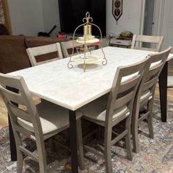 Beautiful Counter top Marble Dinning Table
