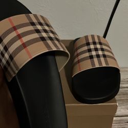 Burberry Slides 
