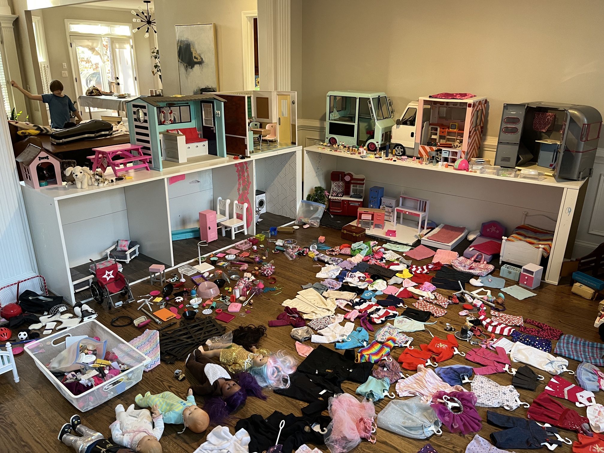 Ultimate Xmas Gift. American Girl Sets, Dolls, Clothing, Furniture And More