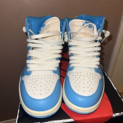 Jordan 1 UNC Lost In Found 