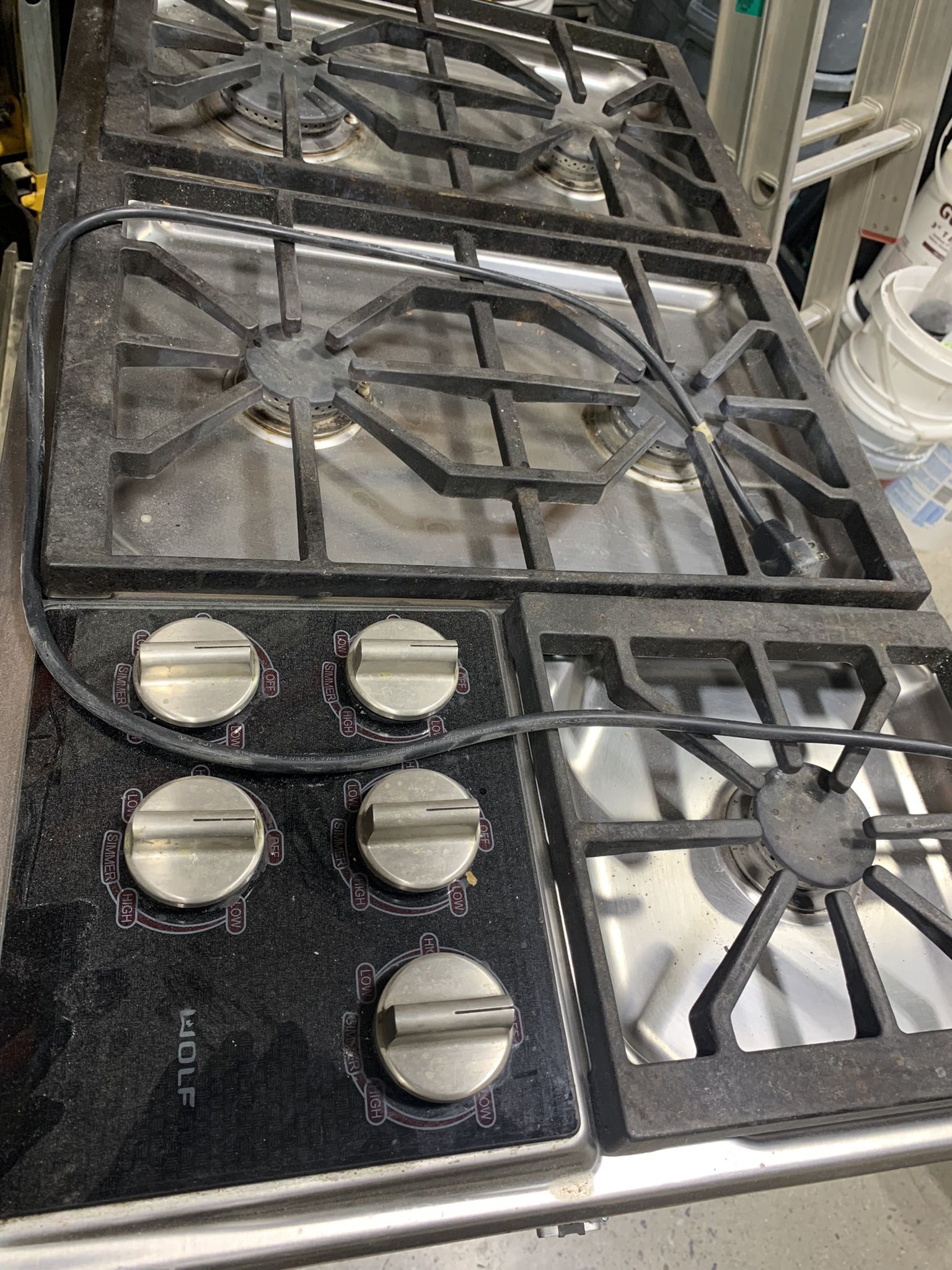 Wolf 36” cooktop