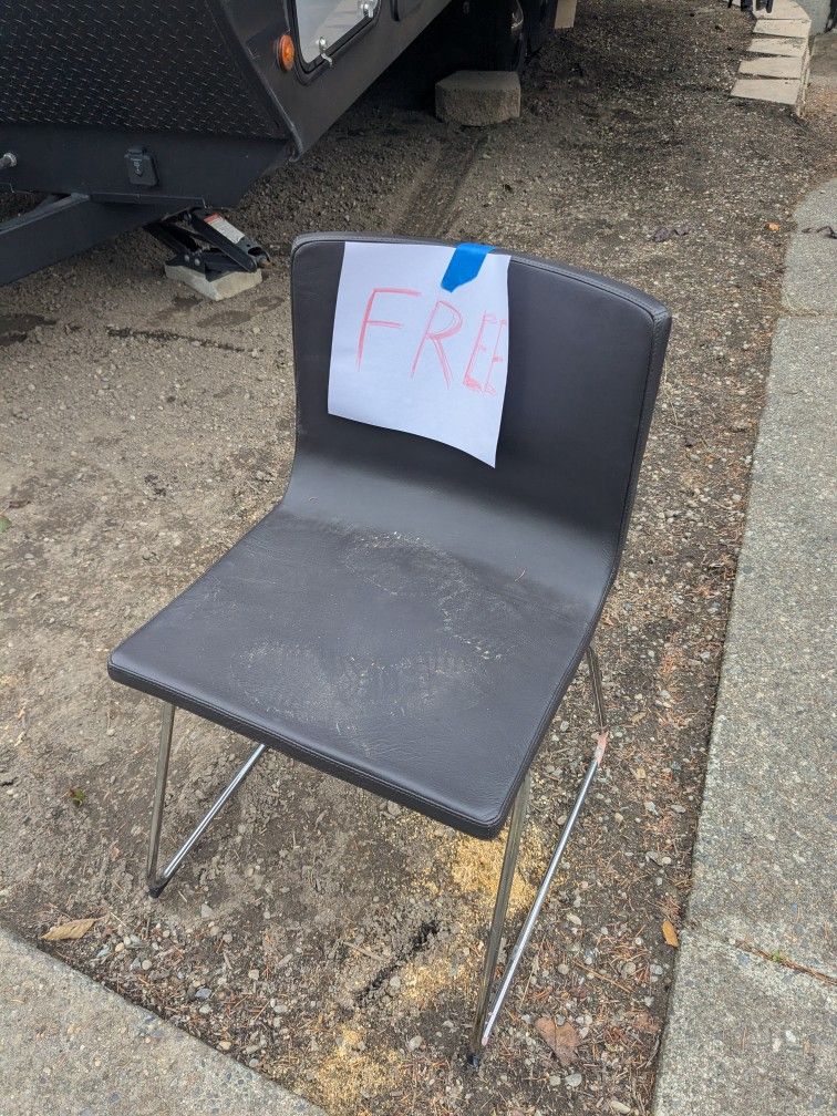 office chair free