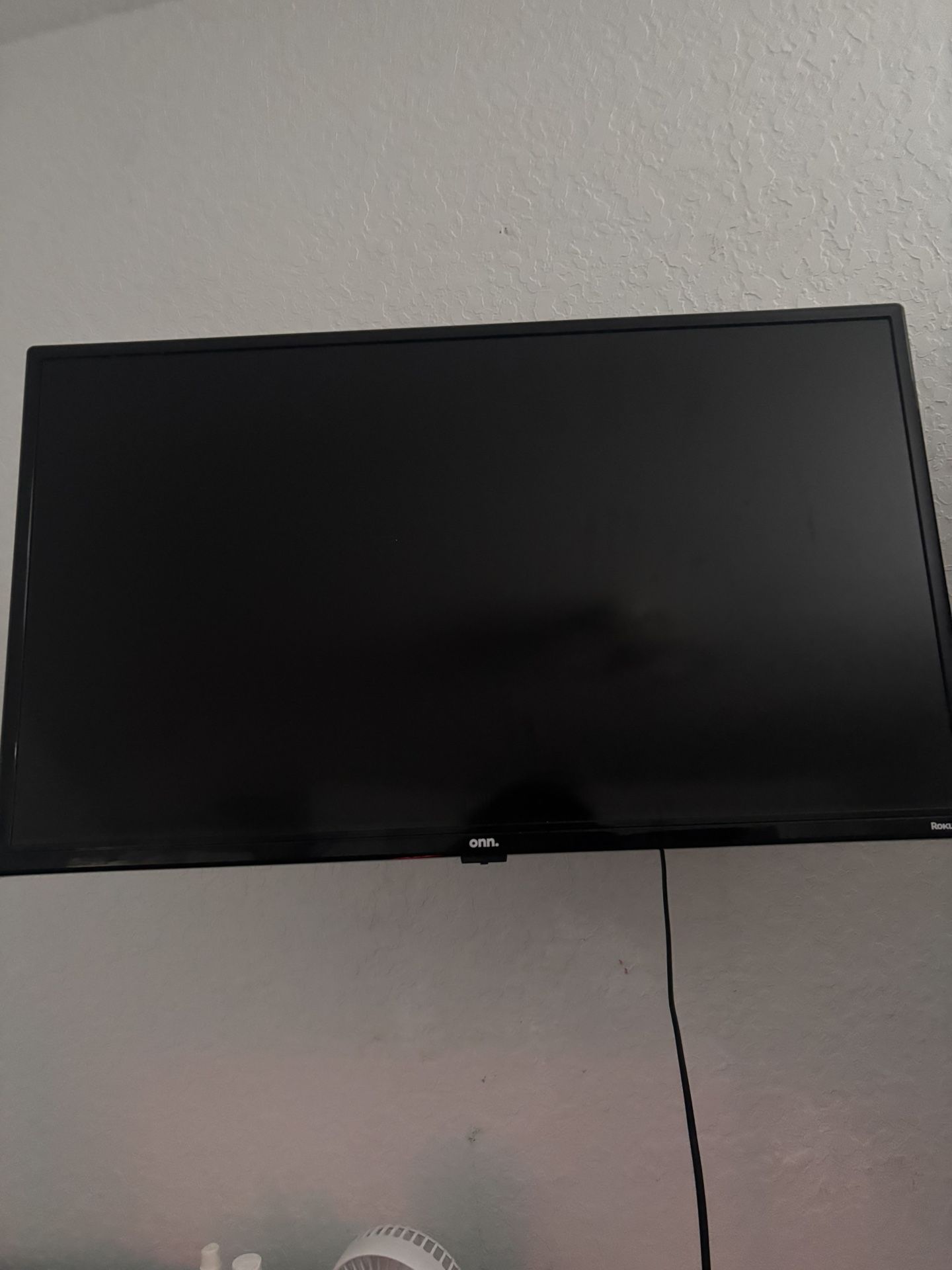 29 In Flatscreen Roku Tv