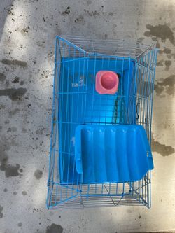 Small Pet Cage, Bowl, Water Battle And Hay Feeder