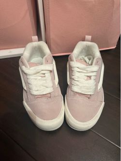 women’s shoes