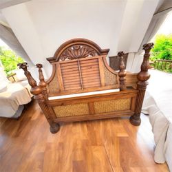 Queen Size Bedroom Set ( Deliver Available 