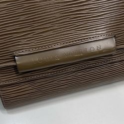 Louis Vuitton Leather Wallet - Authentic
