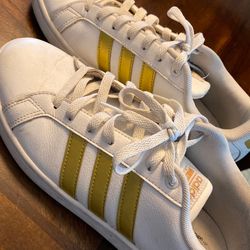 Adidas With Gold Stripes Sz8.5