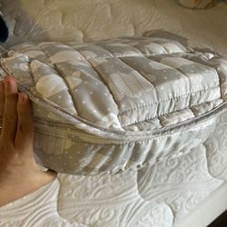 Snuggle Neat Great For Travel With Your Baby 