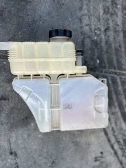 Ls3 Engine Coolant Reservoir 