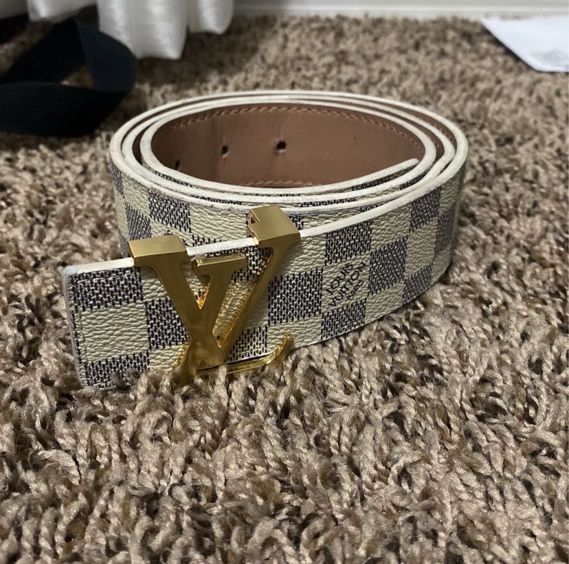 REAL Louis Vuitton belt (Large)