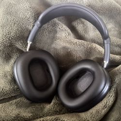 AirPod Pro Max