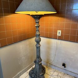 Beautiful Antique Carved Wood Floor Lamp $287.00 Pick Up In Glendale 