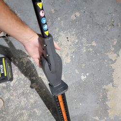 17 inch Ryobi Expand-It Articulating Hedge Trimmer Attachment