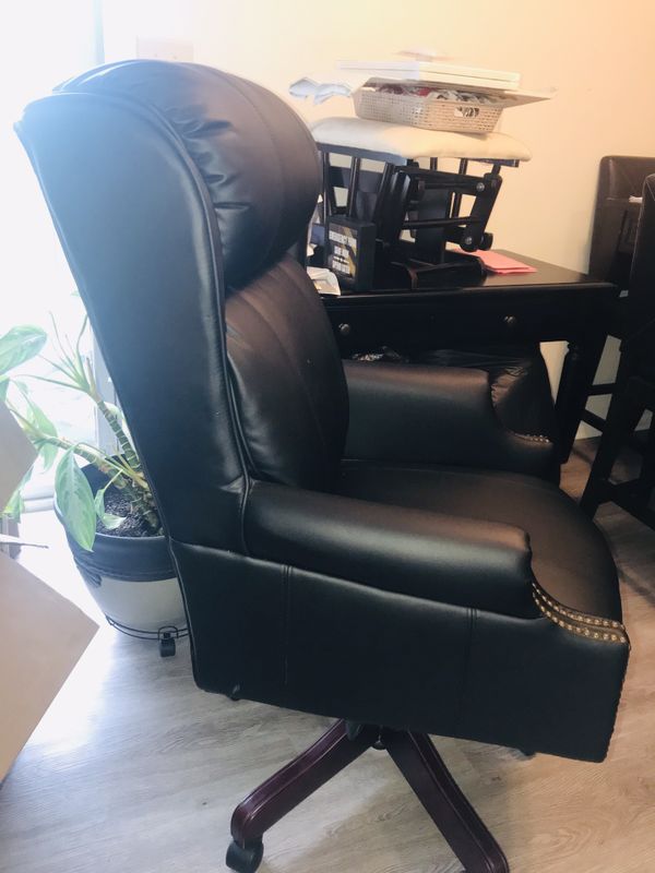New And Used Chair For Sale In Elkhart In Offerup
