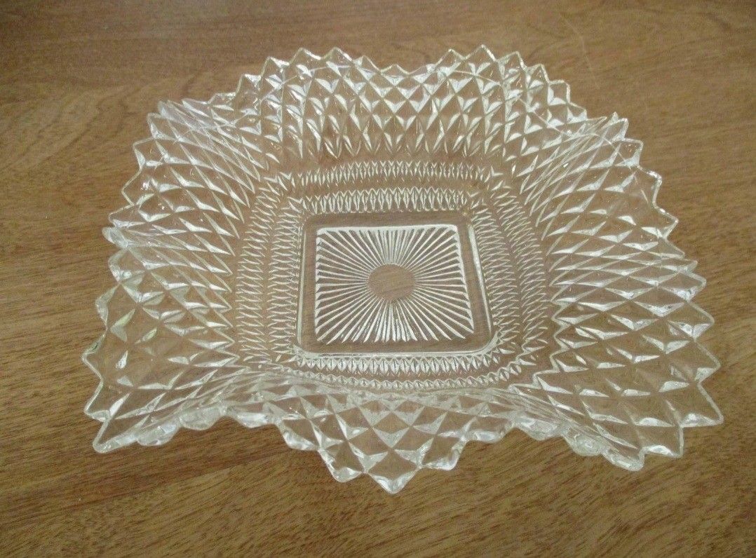 Indiana Glass Diamond Point Candy Dish