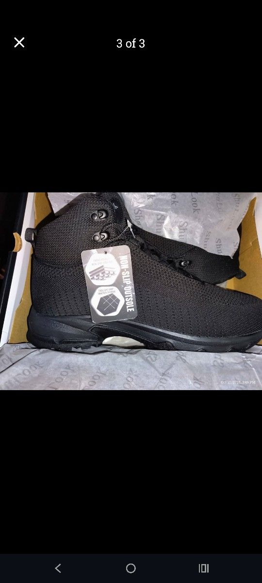 Non slip men's shoes 10.5