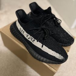 Yeezy adidas Boost 350 V2 Black Oreos