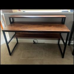 Large computer desk 