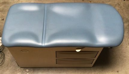 Brewer Exam Table Model 5009-SP-CN