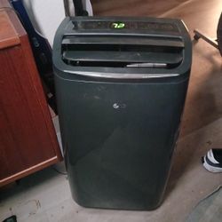 12,000 BTU LG Portable AC 