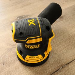 Dewalt 20v Orbital Palm Sander Brushless XR With Variable Speed Brand New Tool Only 