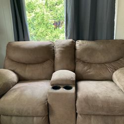 Loveseat Electric Recliner 