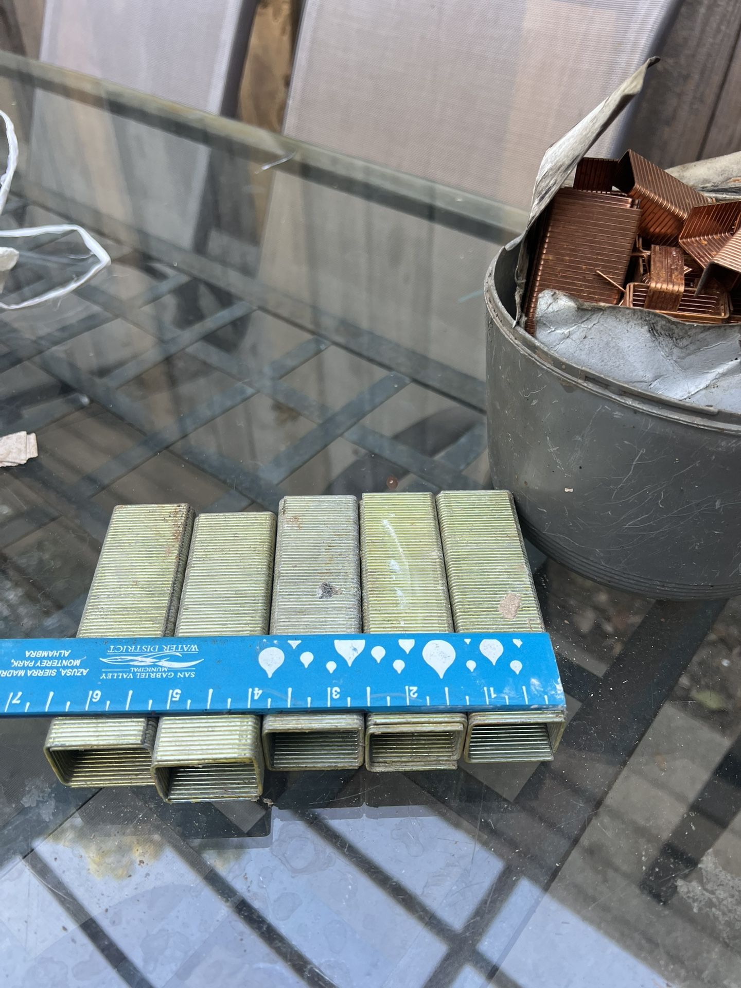 1 in. x 1 in. Staples