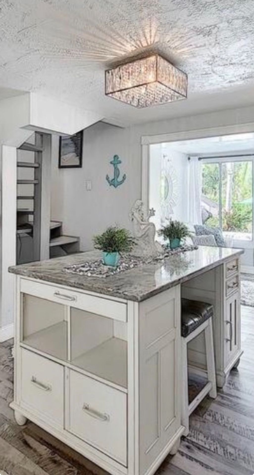 Quartzite Island/Counter