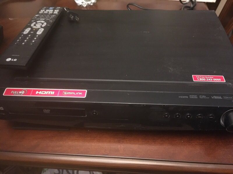 LG LHT854 Home Theater Surround Reciever DVD Player HDMI W Remote — EXCELLENT