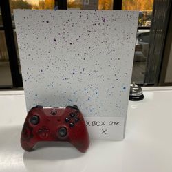 Microsoft Xbox One X 1TB Gaming Console - PAYMENTS PLAN AVAILABLE NO CREDIT NEEDED 
