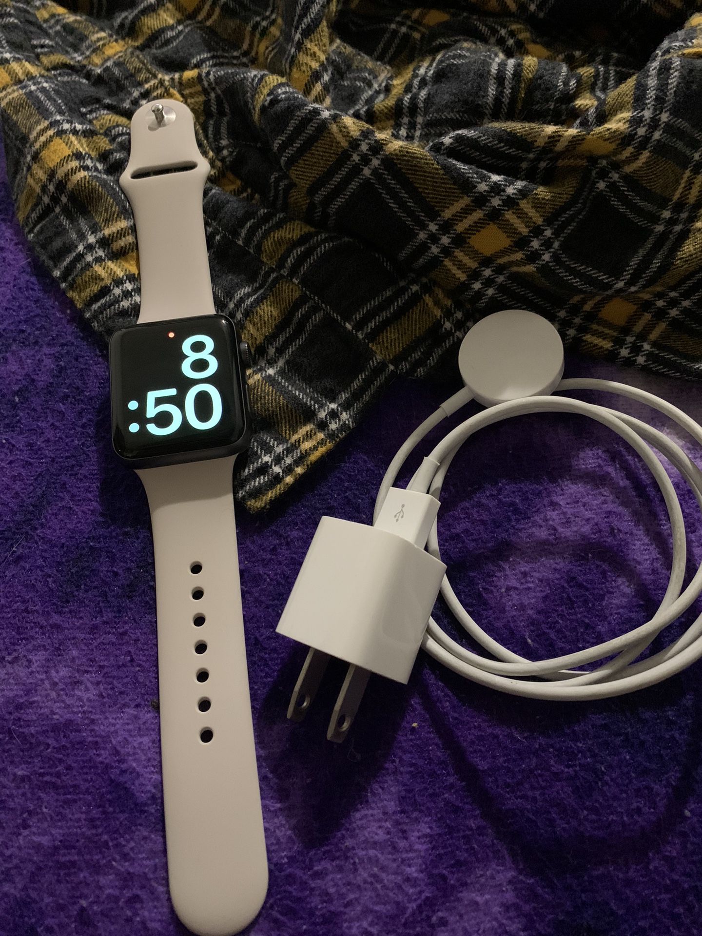 Apple Watch Series 3 (42 mm)
