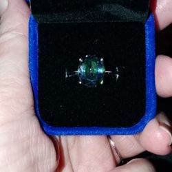 💙💜 ABSOLUTELY GORGEOUS,  STERLING SILVER 925,  NEW MYSTIC TOPAZ RING!!💜💍 