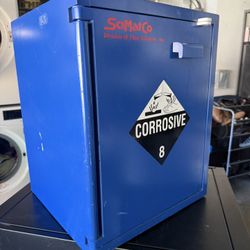 SciMatCo Corrosive Cabinet