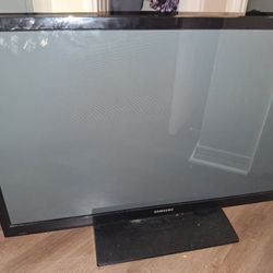 43 Samsung Plasma TV With NO Remote