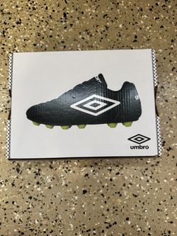 Umbro Soccer Cleats Kids Size 2