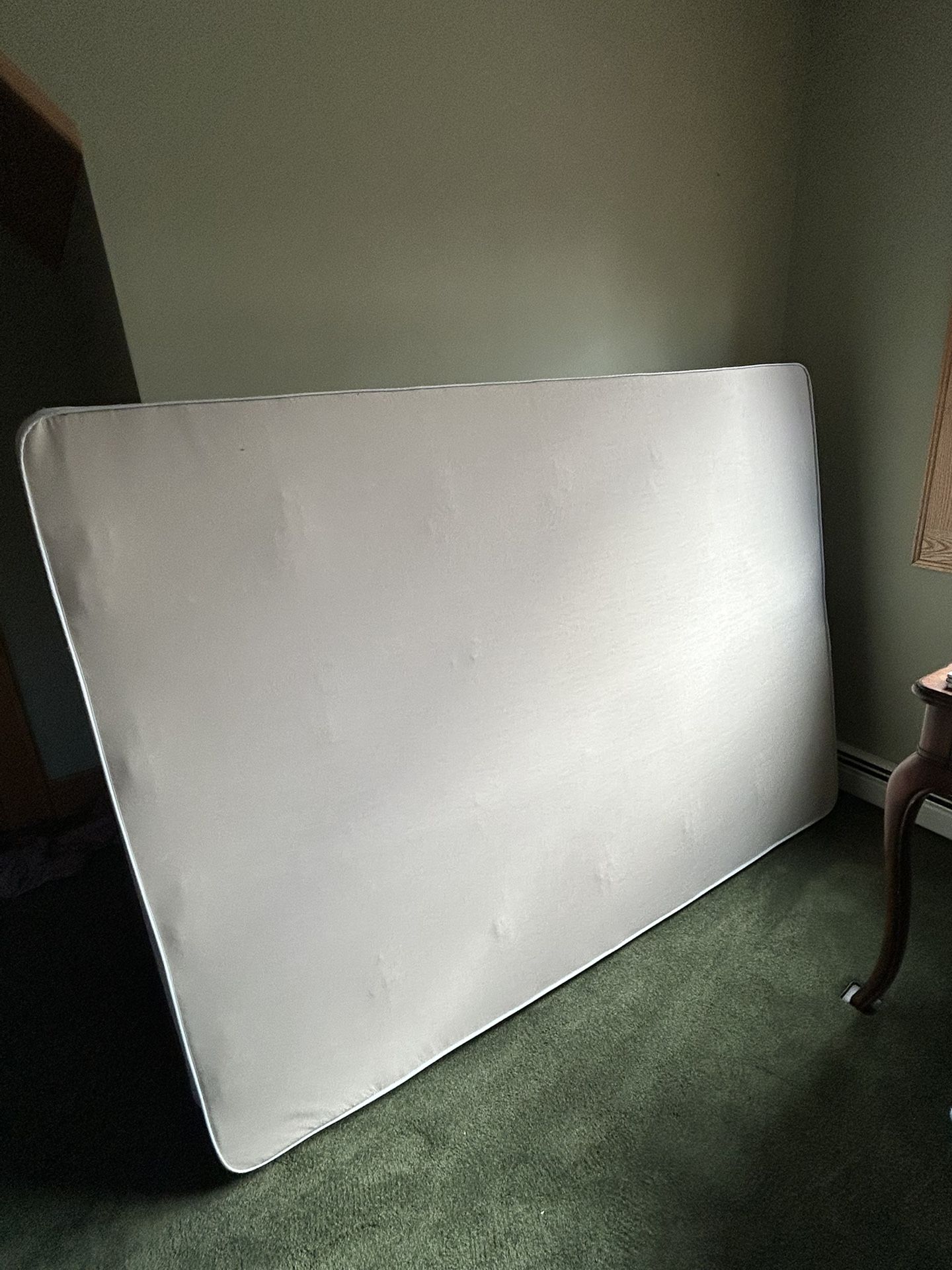 SEALY FULL BOXSPRING- LIKE NEW