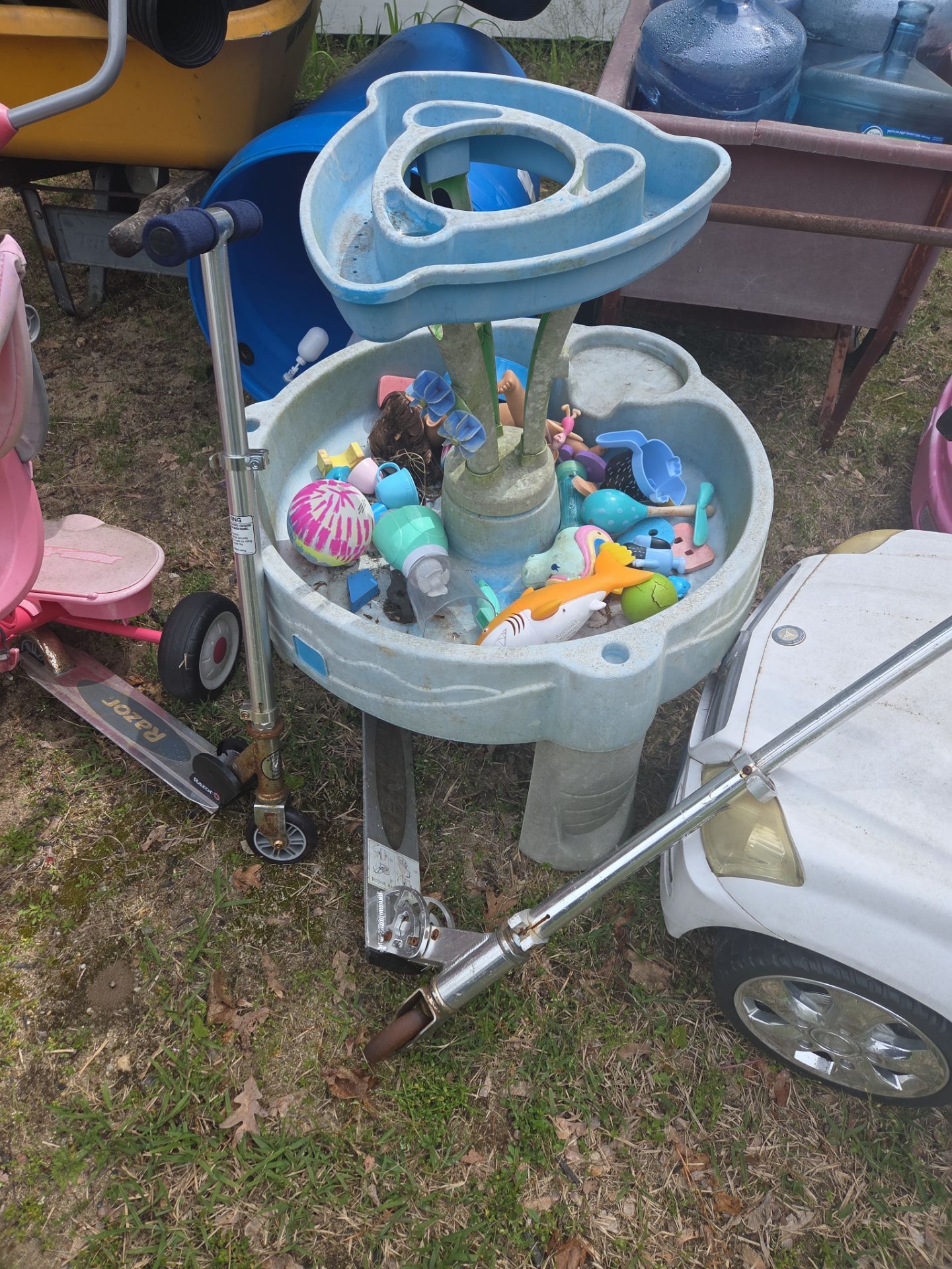 Water table 16$0