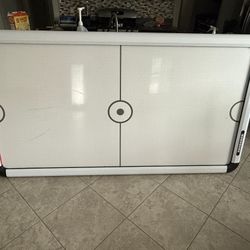 Air Hockey Table