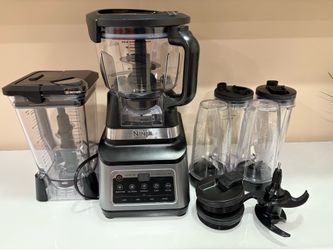 Ninja food processor and blender