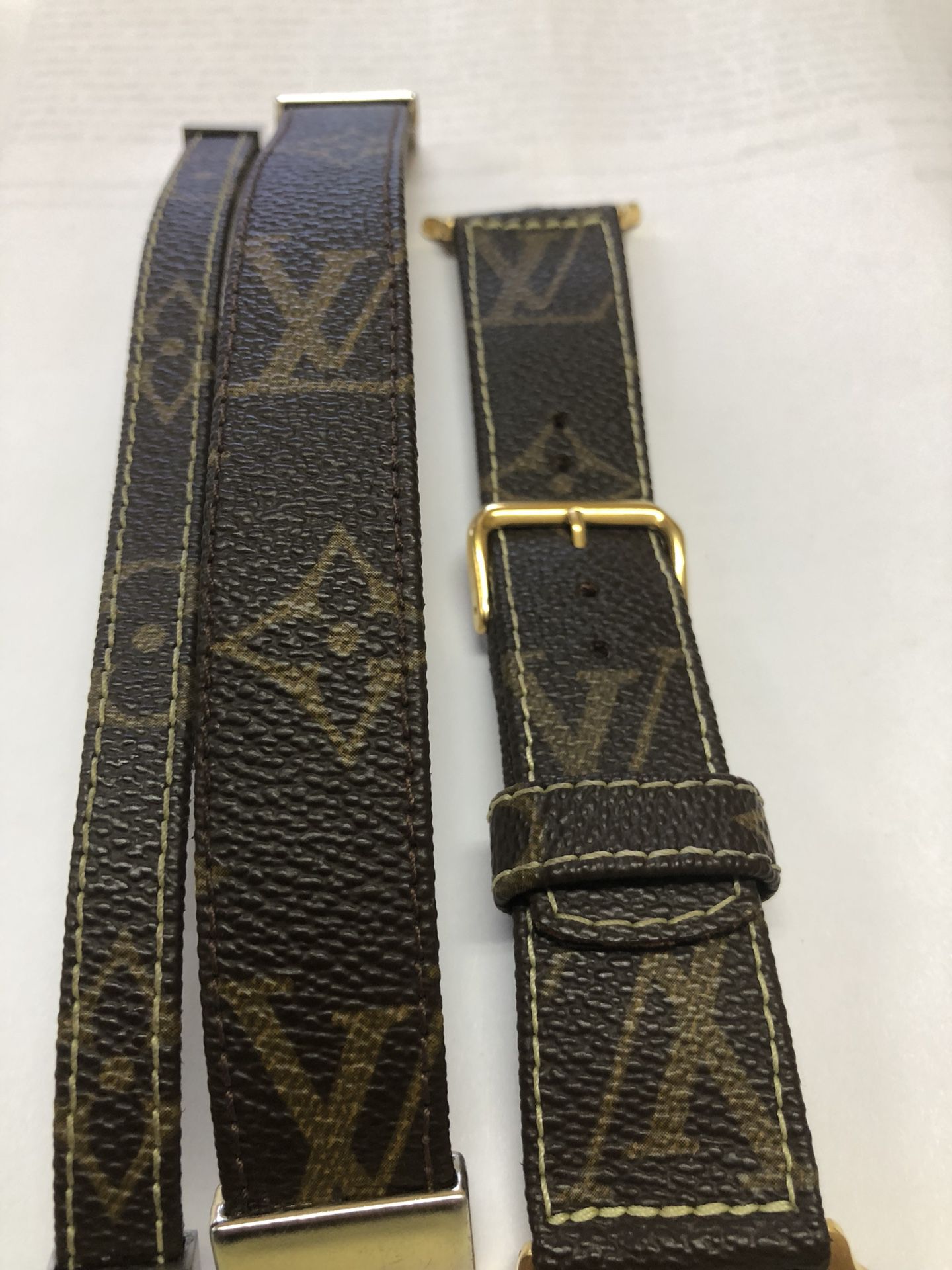 Custom Louis Vuitton Apple Watch band and bracelets for Sale in San  Antonio, TX - OfferUp