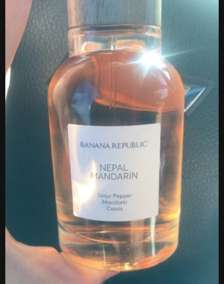 BANANA REPUBLIC NEPAL MANDARIN