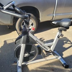 Yosuda Indoor Cycling Bike