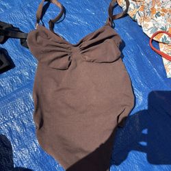 Skims Bodysuit Size Medium 