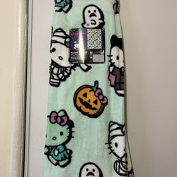 Hello Kitty Halloween Blanket 