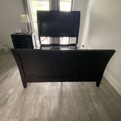 Queen Bed Frame With Headboard