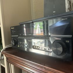 PIONEER ELITE AV RECEIVER & BOSE SPEAKERS