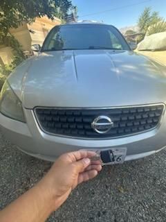 Car Keys N Remotes/ Llaves Con Control