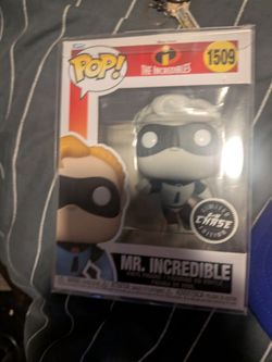 Men Mr. Incredible Chase b&w