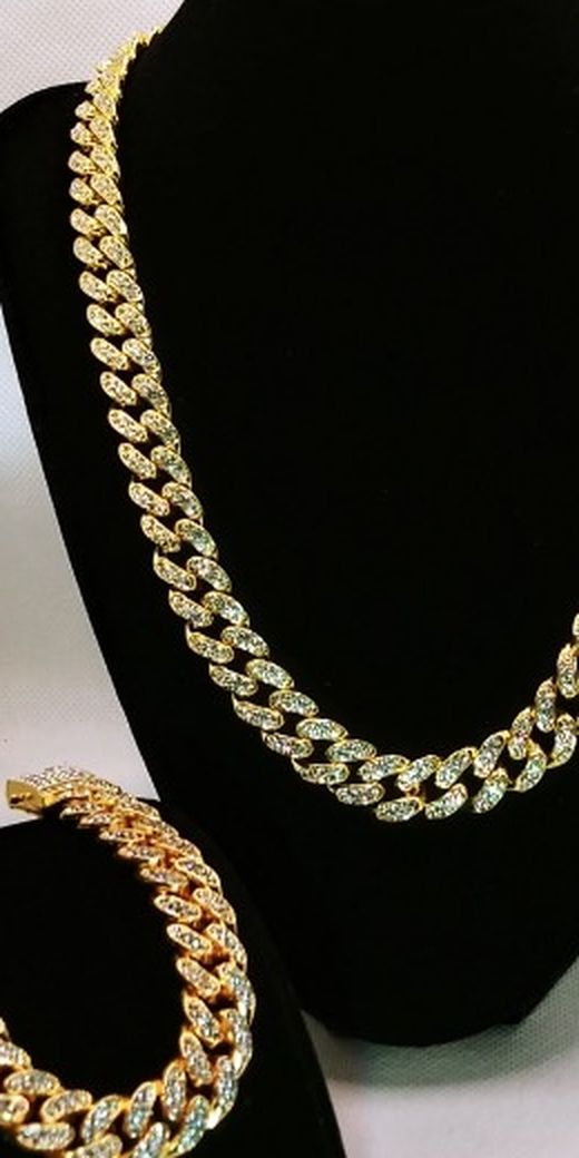 New And Iced Out 11x20 14kt Gold Filled Cuban Link Necklace With Matching 11x8.5 Inch Bracelet